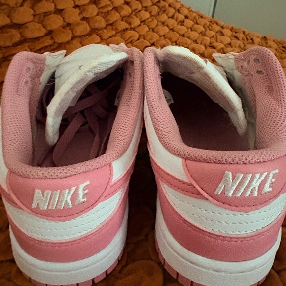 Nike Dunks - Picture 2 of 8